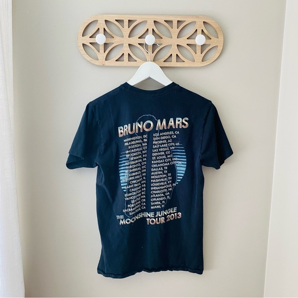 Bruno Mars 'The Moonshine Jungle' 2013 Tour Tee Shirt Black Sz Medium - Picture 4 of 8